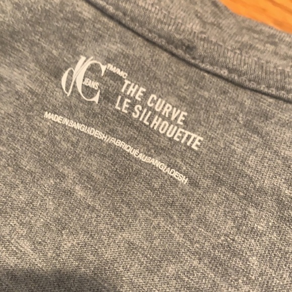 DC Jeans🌺Grey Scoop Neck Short Sleeve Tee Graphic Size 3X - Picture 7 of 8